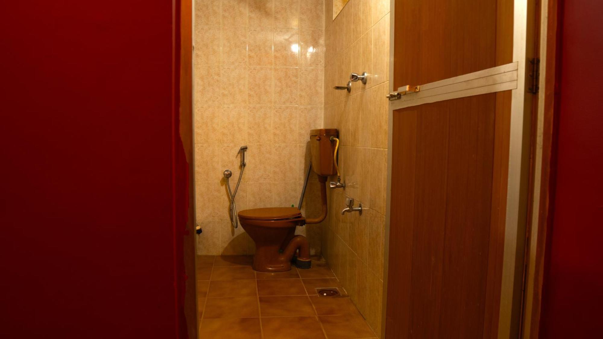 Baba Hostel